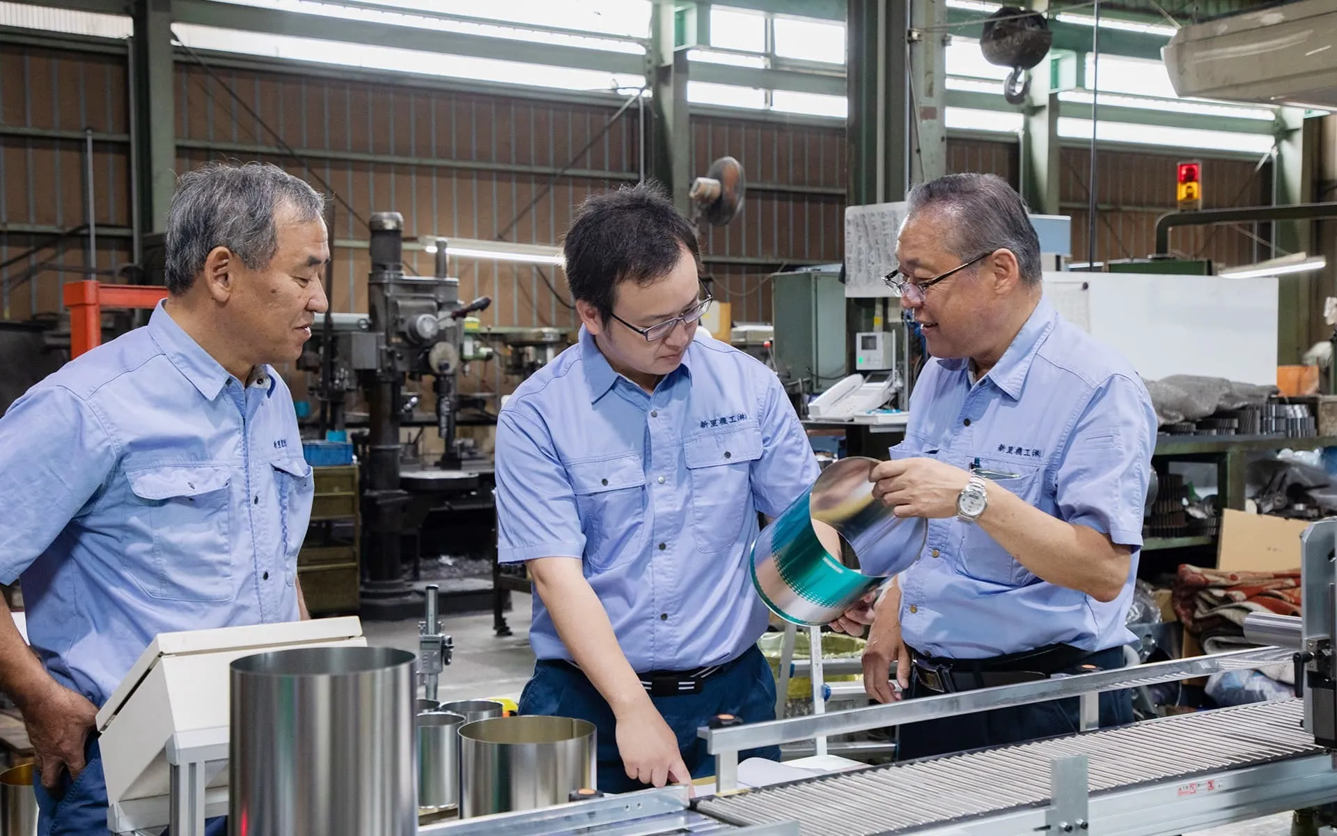 新里機工株式会社